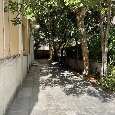 Jef Vaticano By Hostand *